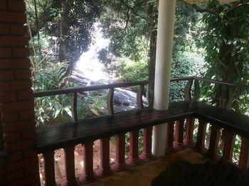 Falling Waters Munnar Εξωτερικό φωτογραφία